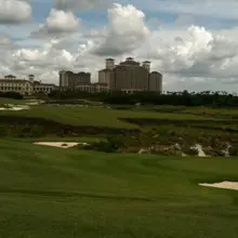 Mission Hills Luxury Golf Tour of China