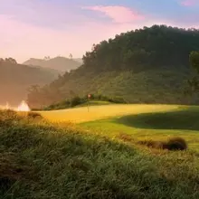 Mission Hills Luxury Golf Tour of China