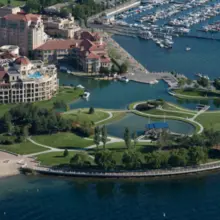 Kelowna Luxury Golf And Wine Tour